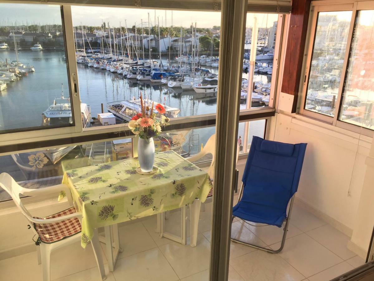 Studio Face Au Port Agde Luaran gambar